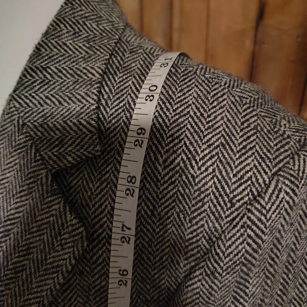Classic Gray Tweed Blazer - Picture 10 of 14